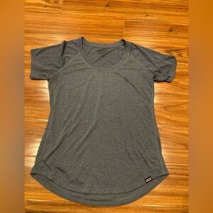 Patagonia Capilene Cool Trail Womens Crew Neck T Shirt small blue
